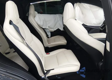 2022 Tesla Model X Plaid Tri Motor All-Wheel Drive from USA, damaged, VIN 7SAXCBE63NF334002